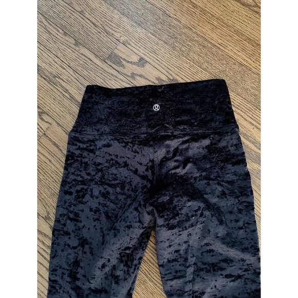NWOT Lululemon Wunder Lounge Tight Crushed Velvet Black Size 8 - Picture 4 of 4